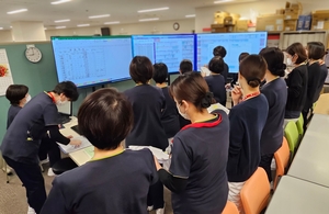 ベッドコントロール会議風景